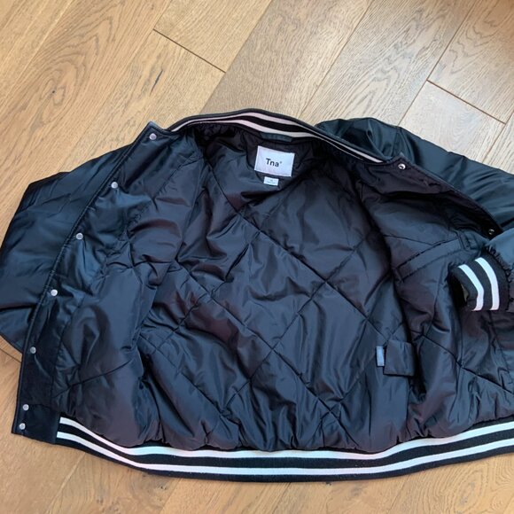 Aritzia TNA Stadium Bomber Jacket Black Size XS - Picture 6 of 13